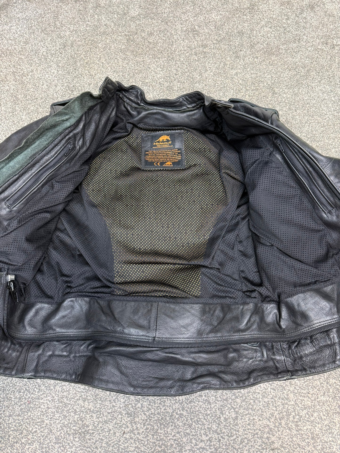 Ex Police Hideout Motorcycle Leathers 2 Piece Jacket & Trousers BADGED Collector TV Film Display
