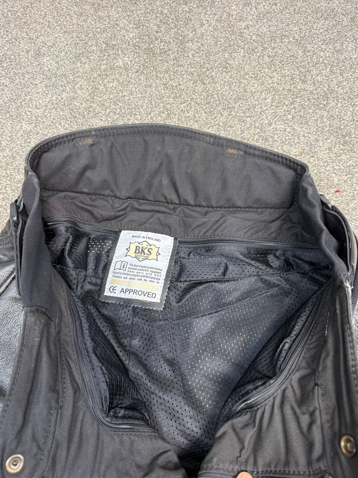 Ex Police BKS Motorbike Leathers 2 Piece Jacket & Trousers BADGED Collector TV Film Display