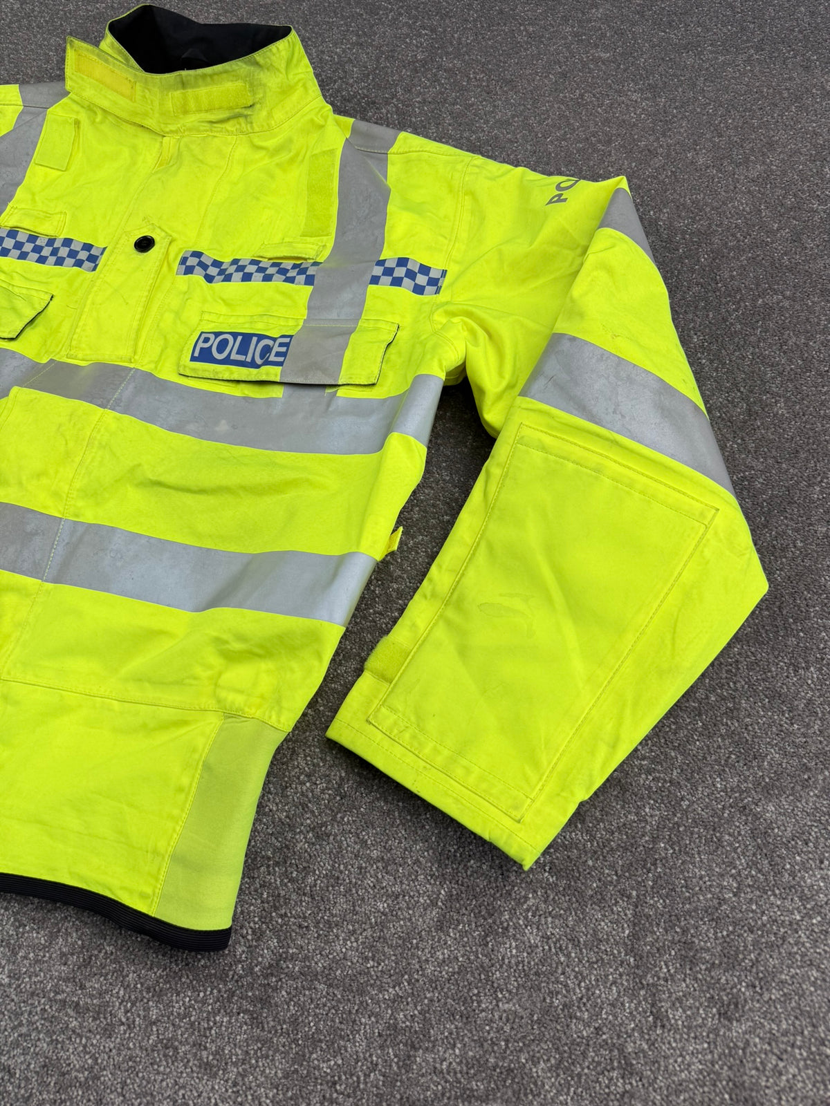 Ex Police Hi-Vis Waterproof Gore-Tex Bomber Jacket Badged LARGE Film TV Display Uniform