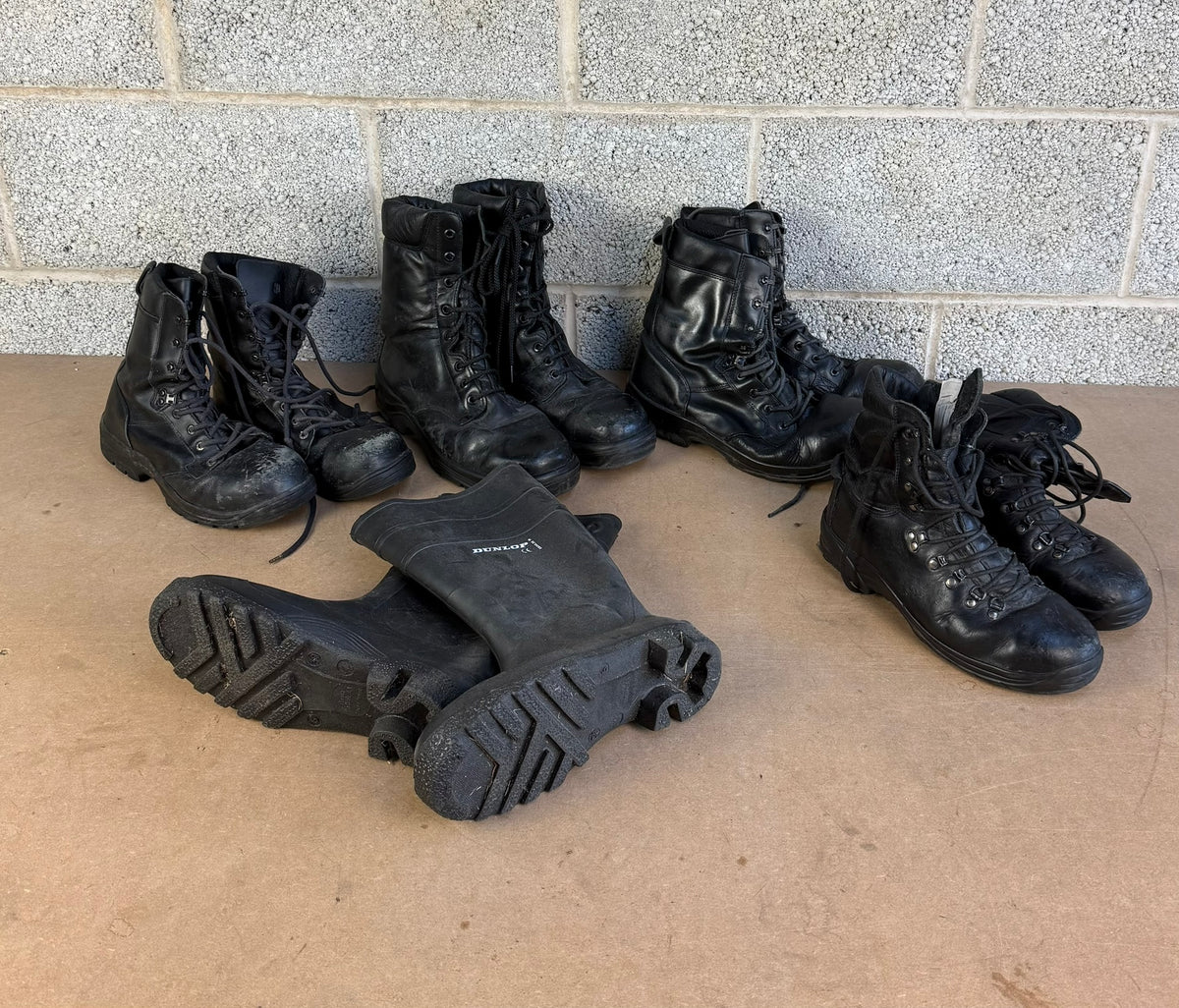 Ex Police Pallet Job Lot Bundle Grade B - Jackets Vests Hats Riot Guards Helmets Boots Fleeces & More!