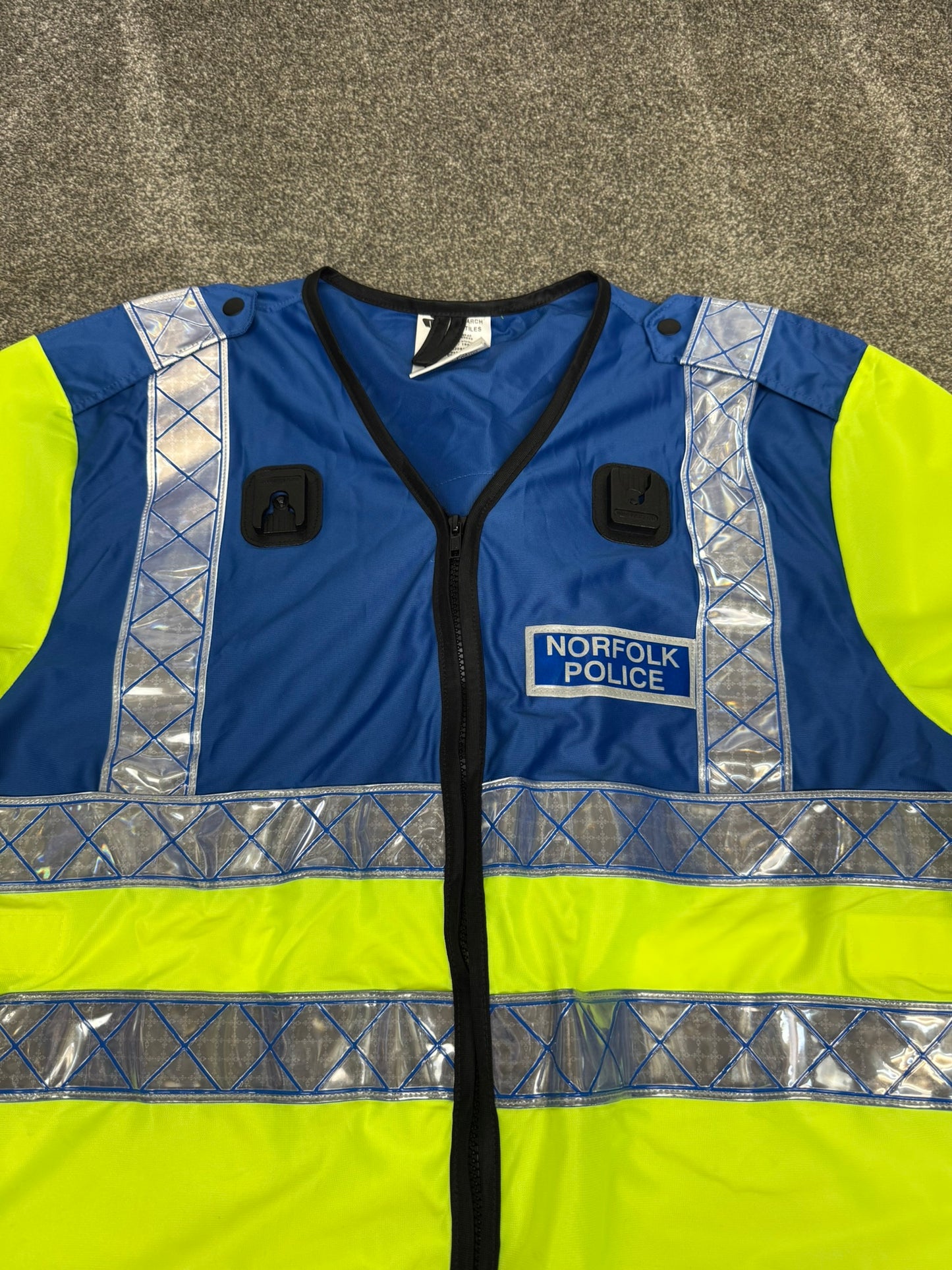 Ex Norfolk Police Forward Intelligence Team Hi Vis Vest Collector Display Film TV Uniform