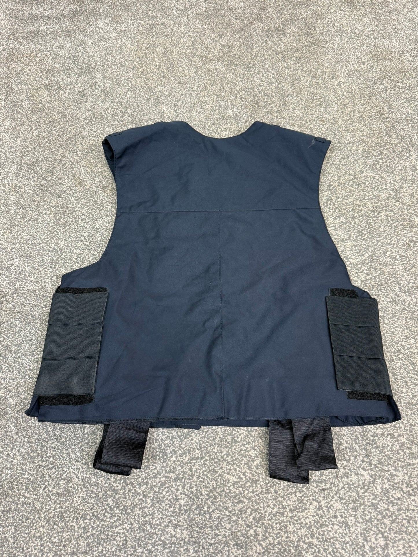 Ex Bedfordshire Police Body Armour Vest Cover BADGED Film TV Collector Display
