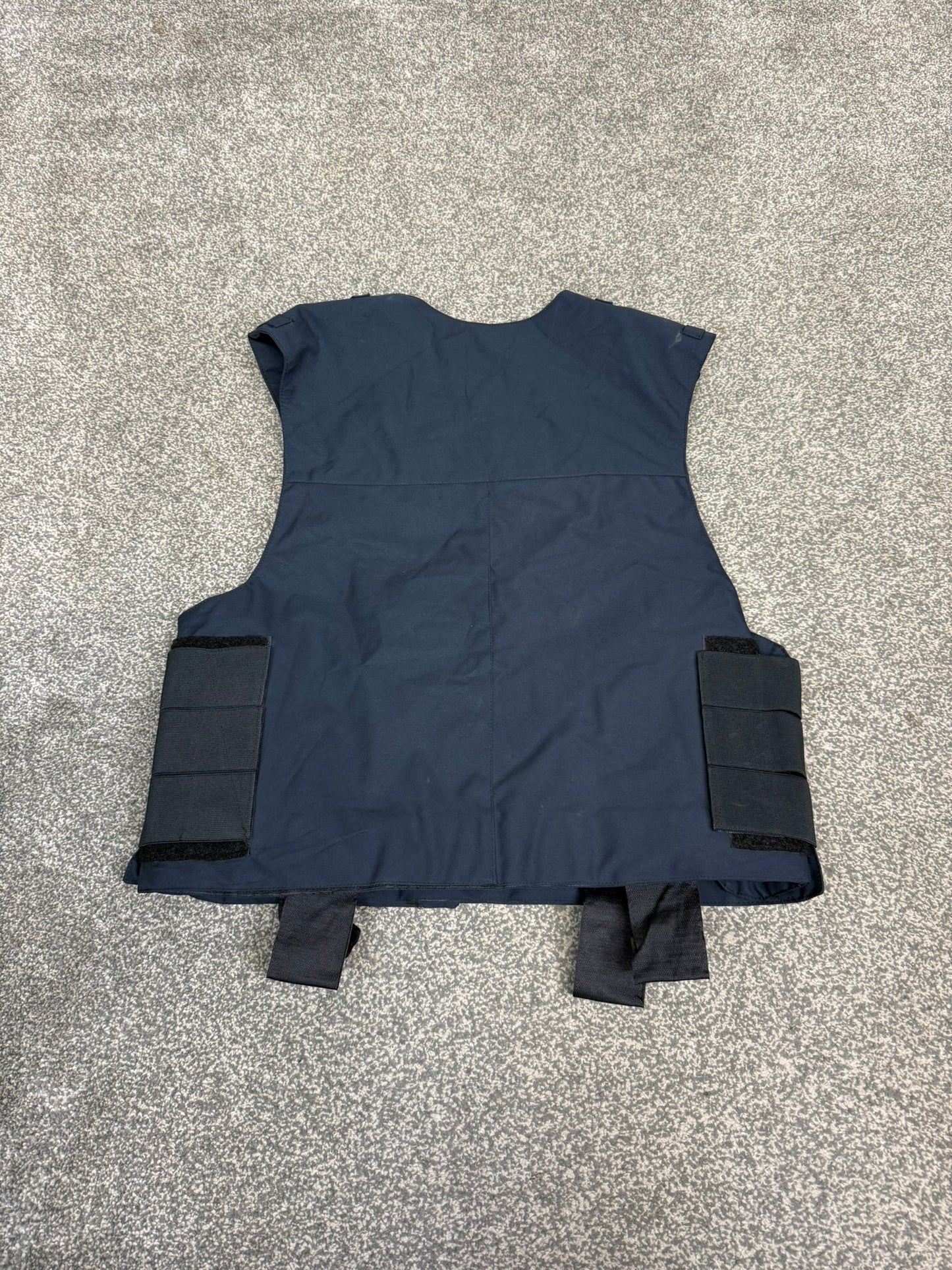Ex Bedfordshire Police Body Armour Vest Cover BADGED Film TV Collector Display