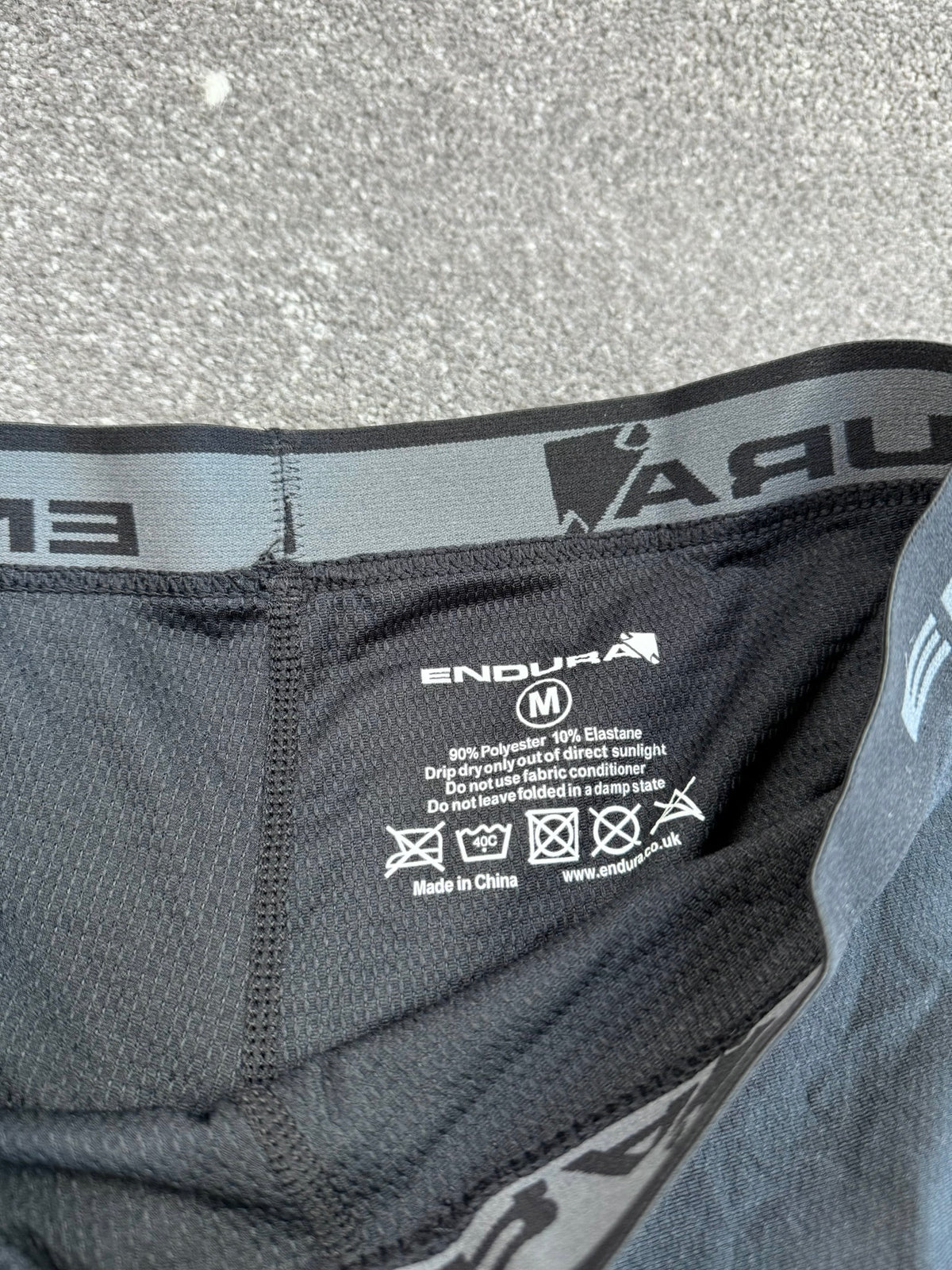 Endura Cycling Padded Shorts Undershorts - MEDIUM