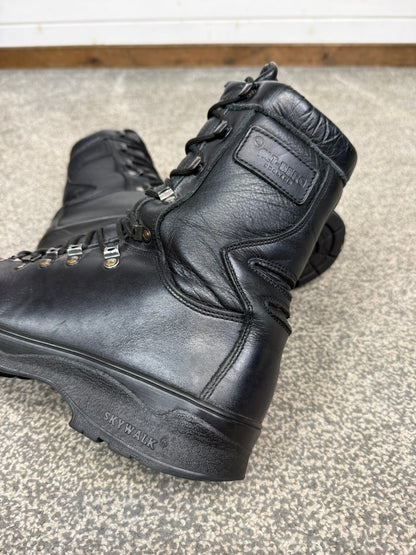 Altberg Field & Fell Original Leather Waterproof Combat Boots UK 8 Skywalk Sole