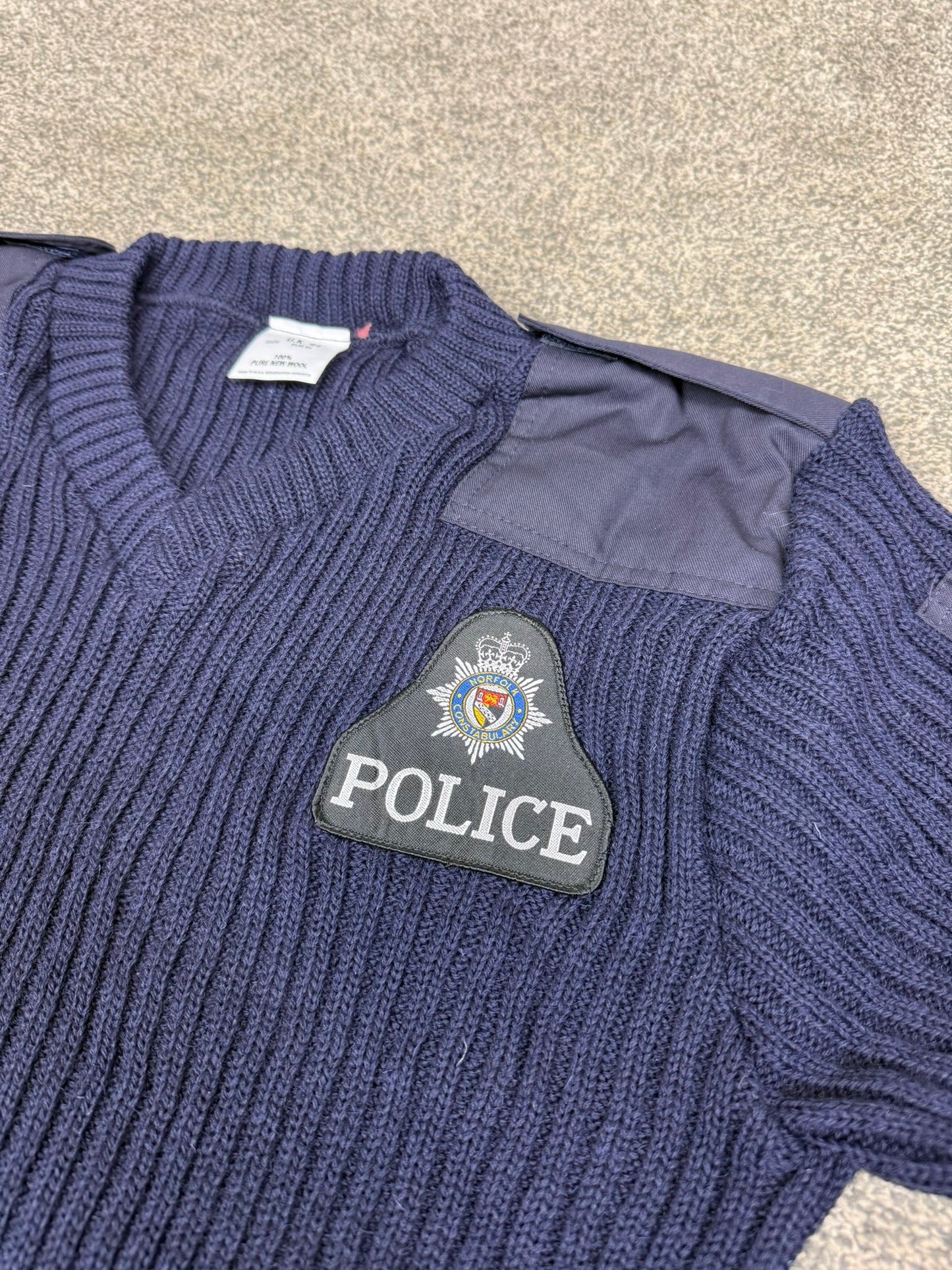 Ex Norfolk Constabulary Police Pullover Commando Wool Jumper Collector Film TV Display