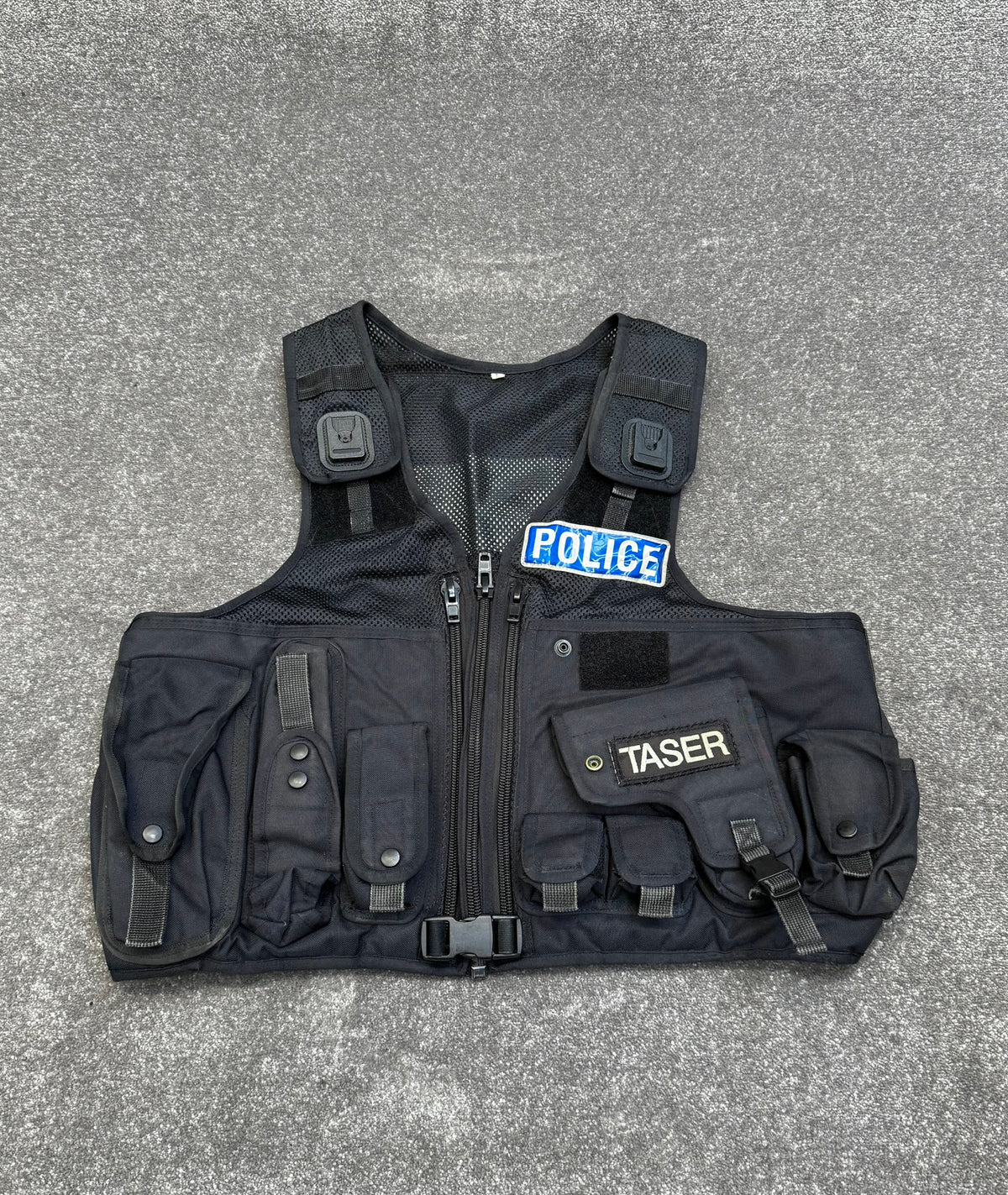 Ex Police Arktis Firearms Taser Black Tactical Utility Vest BADGED - Large Film TV Uniform Display