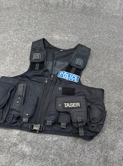 Ex Police Arktis Firearms Taser Black Tactical Utility Vest BADGED - Large Film TV Uniform Display