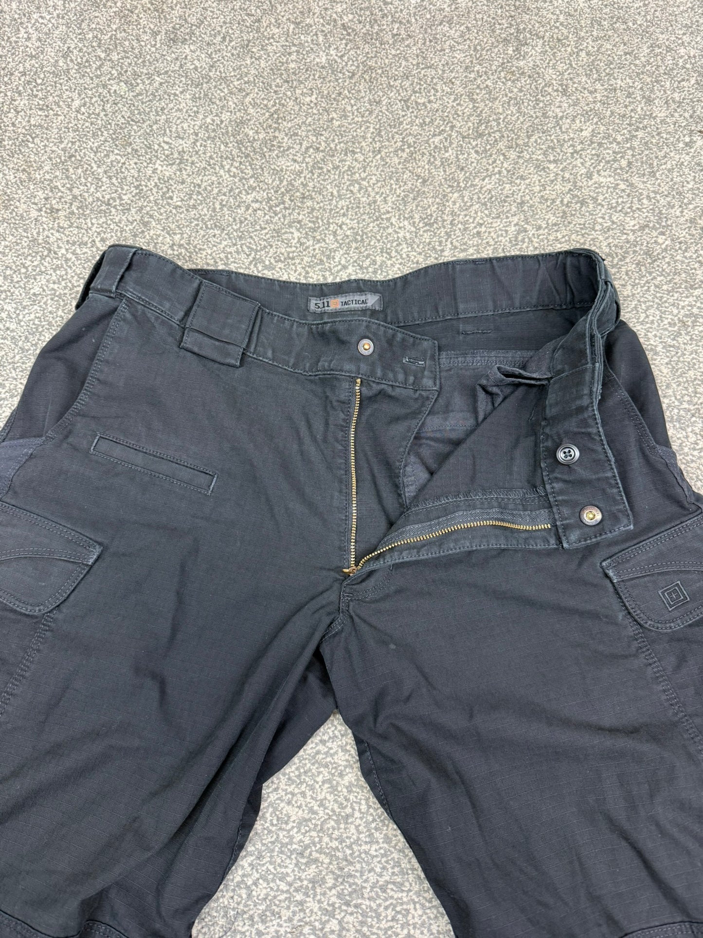 5.11 Tactical Stryke Ripstop Trousers Men's 34" Combat Cargo Security Uniform Work