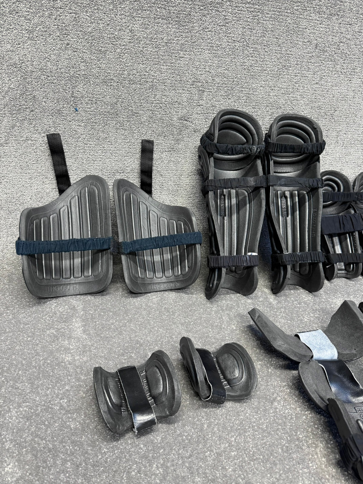 Ex Police Riot Guard Set Arms Thigh Leg Foot & Shoulder Protection Security Dog Handler Paintball Airsoft
