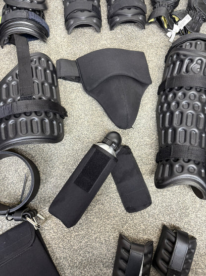 Ex Police Riot Guard Set Gloves, Belt Pouches Security Dog Handler Paintball Airsoft