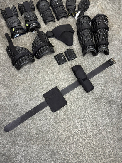 Ex Police Riot Guard Set Gloves, Belt Pouches Security Dog Handler Paintball Airsoft