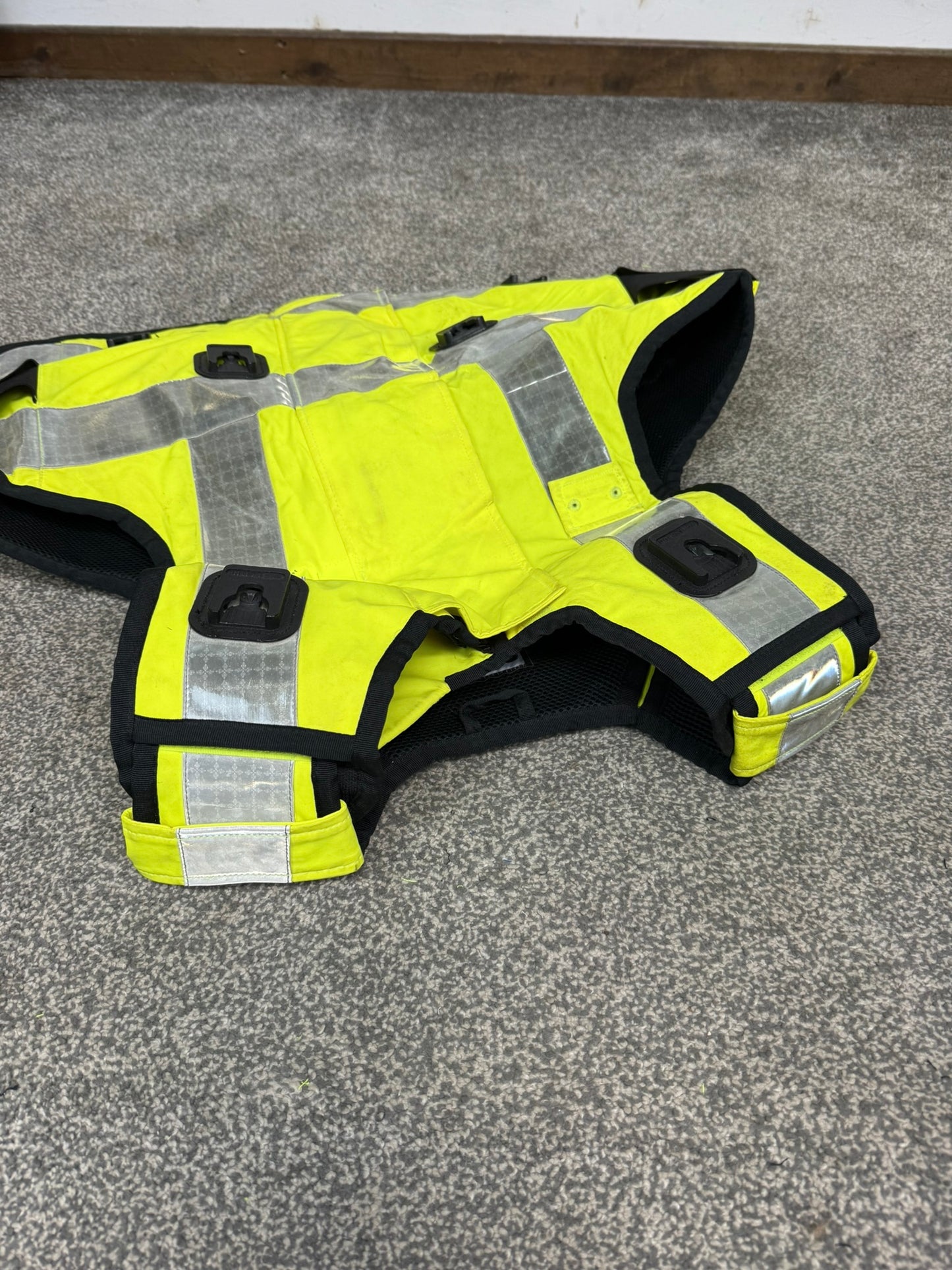 Ex Police SAT Sioen Hi Vis Body Armour Cover Security Patrol SIA Bouncer