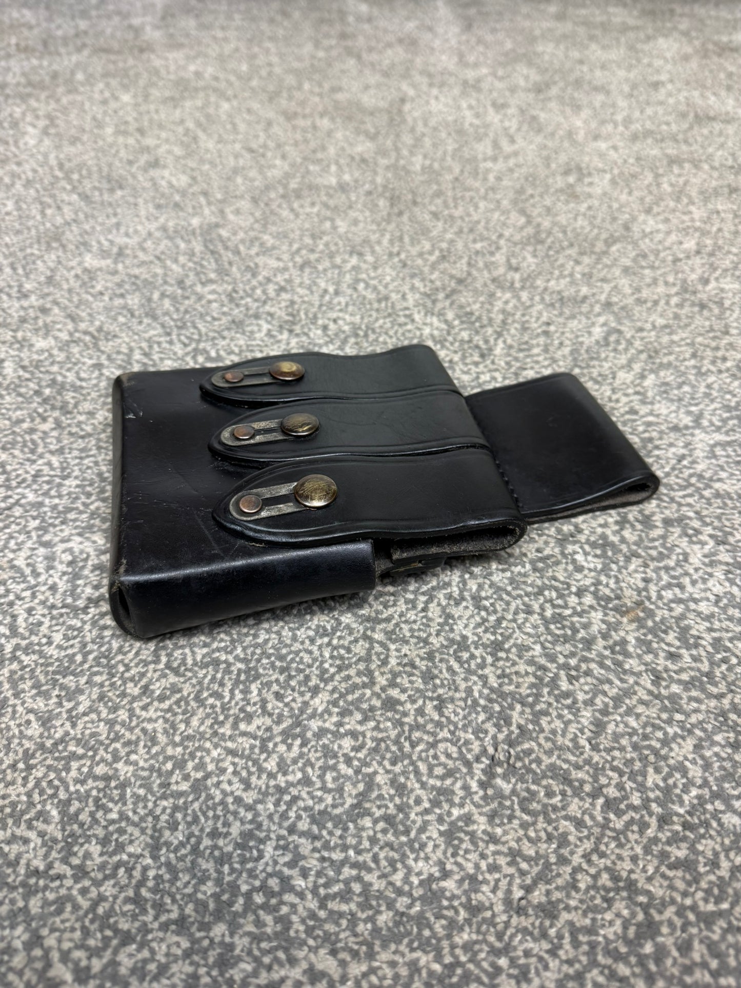 Ex Police PWL Leather Glock Triple Mag Ammo Pouch Airsoft Collector Display