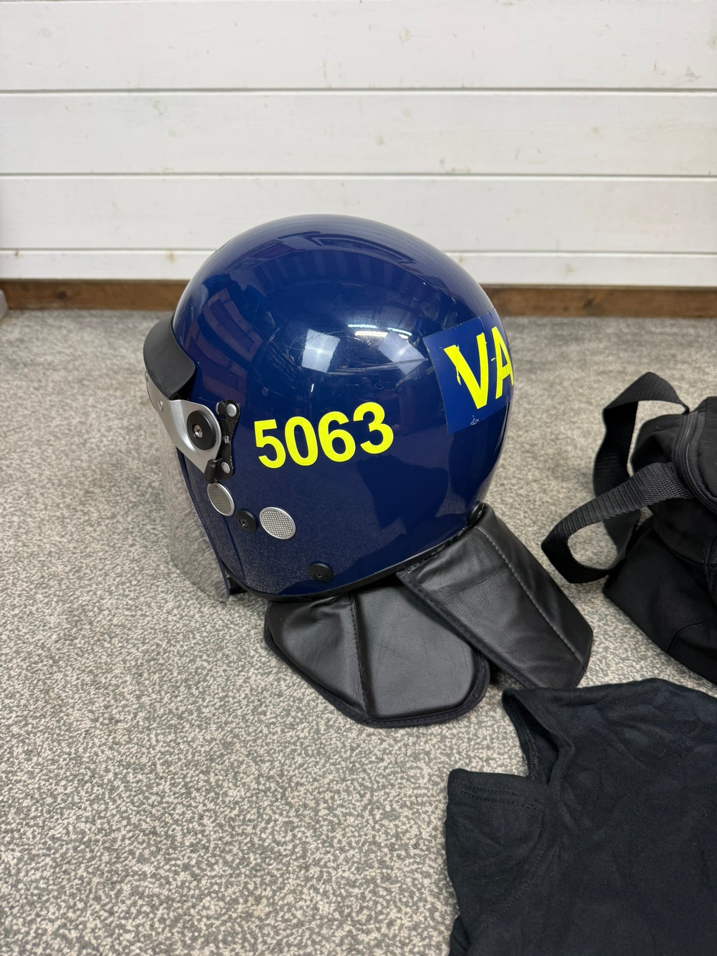 Ex Police Argus Riot Helmet Hood & Bag APH05G TV Film Collectable Display