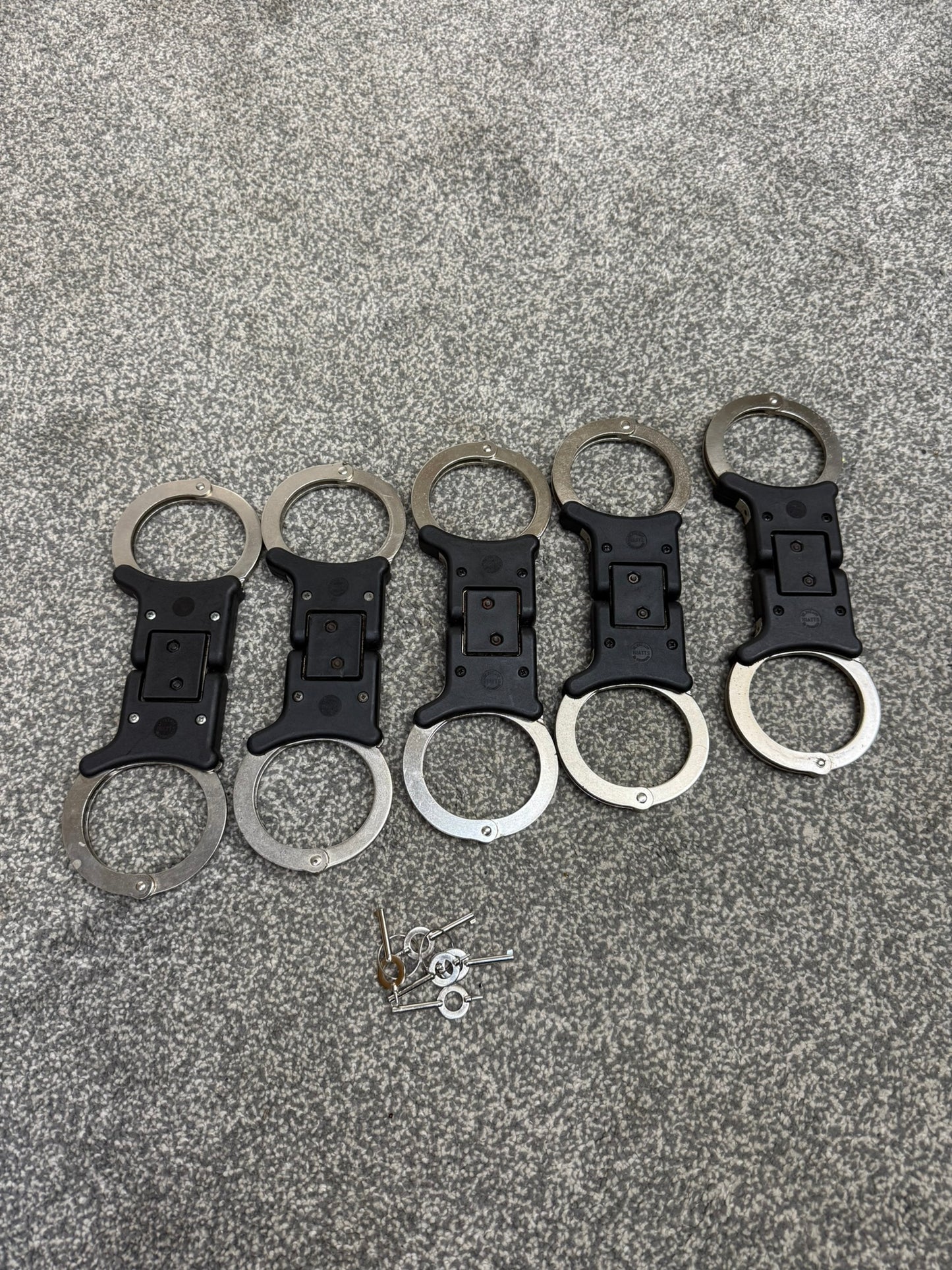 Ex Police Folding Hiatt Handcuffs Hinged Cuffs & Key Security Collectable