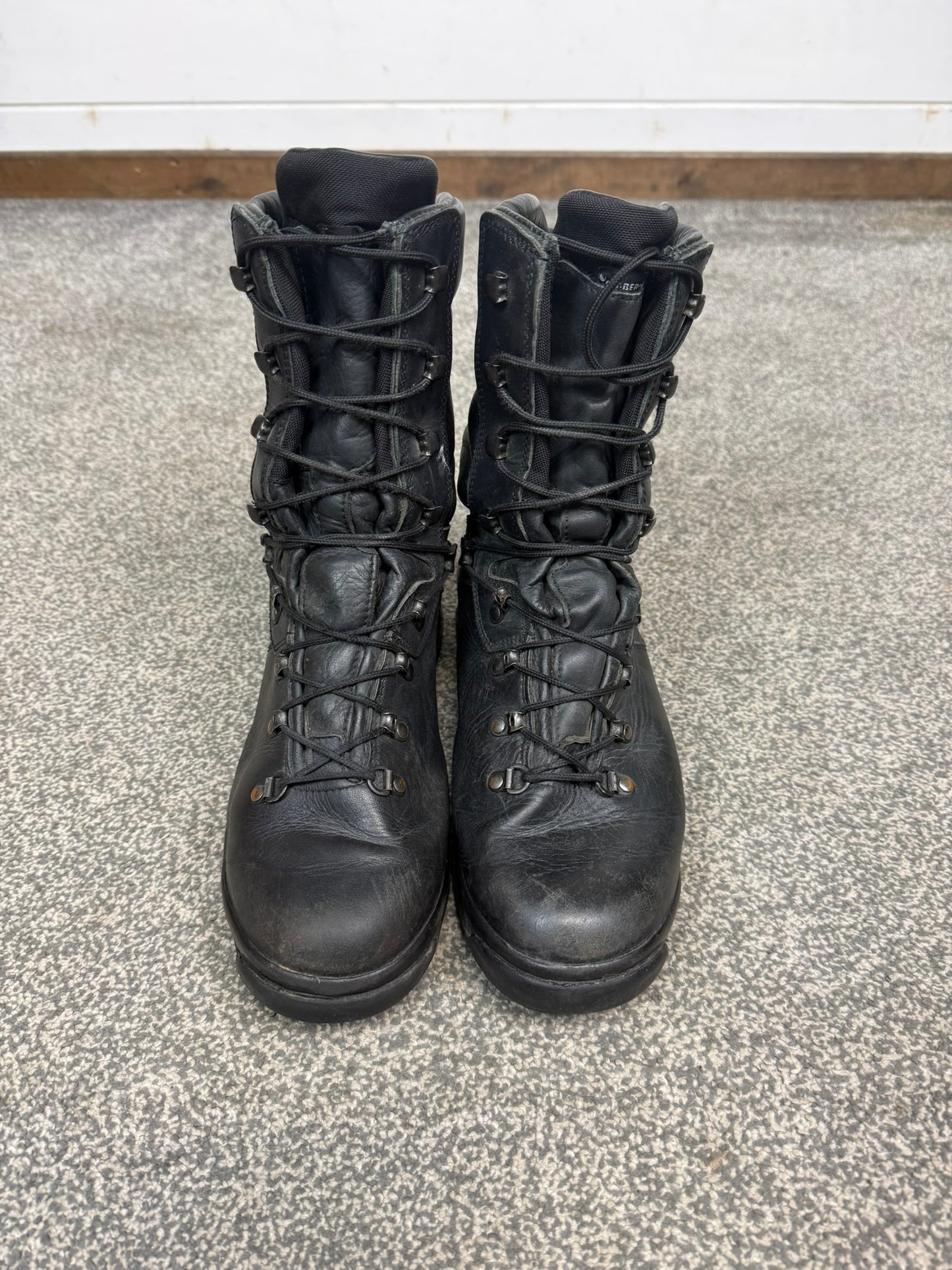 Altberg Classic Black Leather Combat Boots Size UK 10