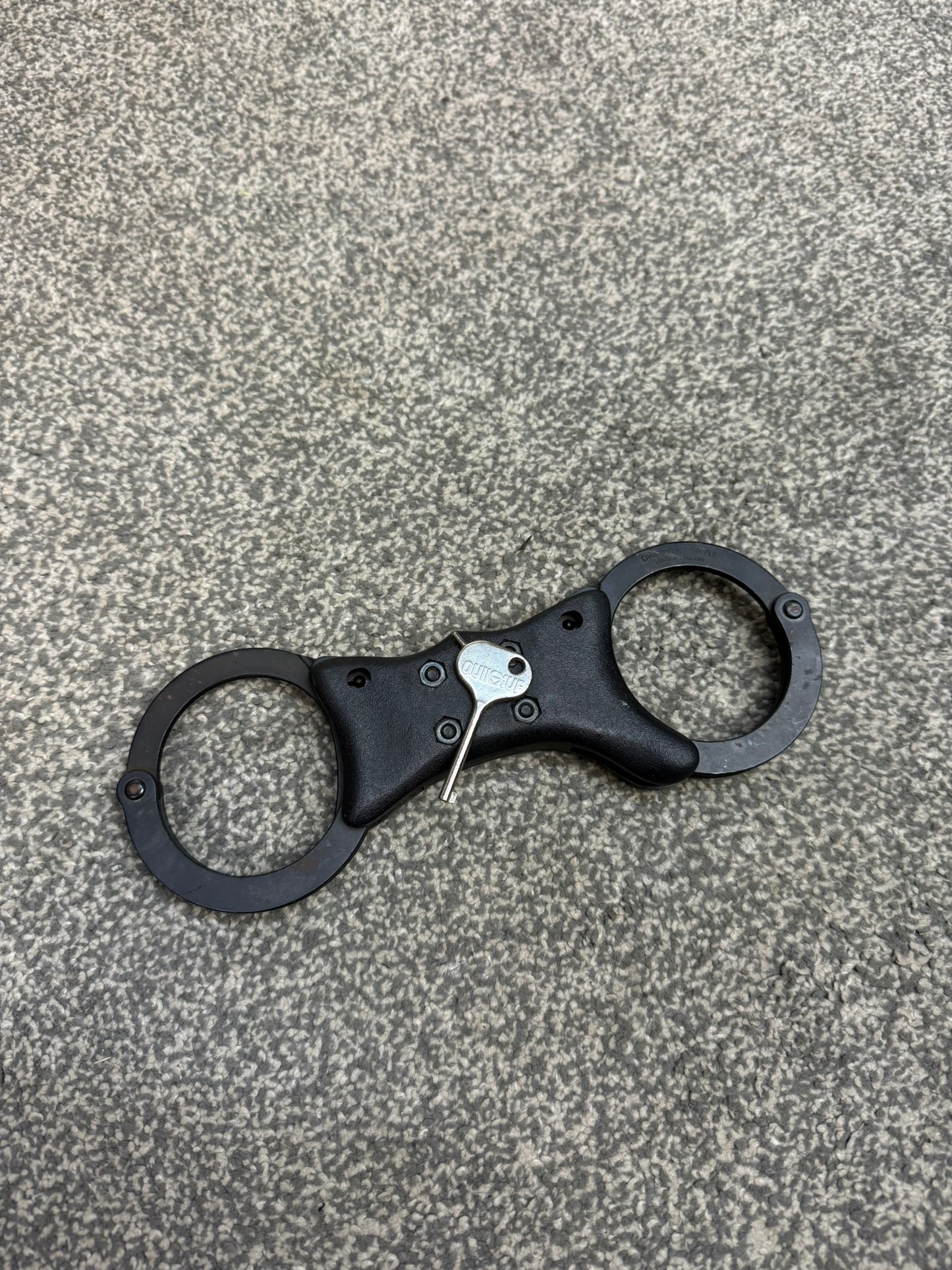 Ex Police Handcuffs Black Quik-Kuf Cuffs With Key Security Collectible Memorabilia Restraint
