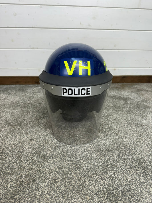 Ex Police Argus APH 05G Riot Helmet Obsolete Display Paintball 58-59cm