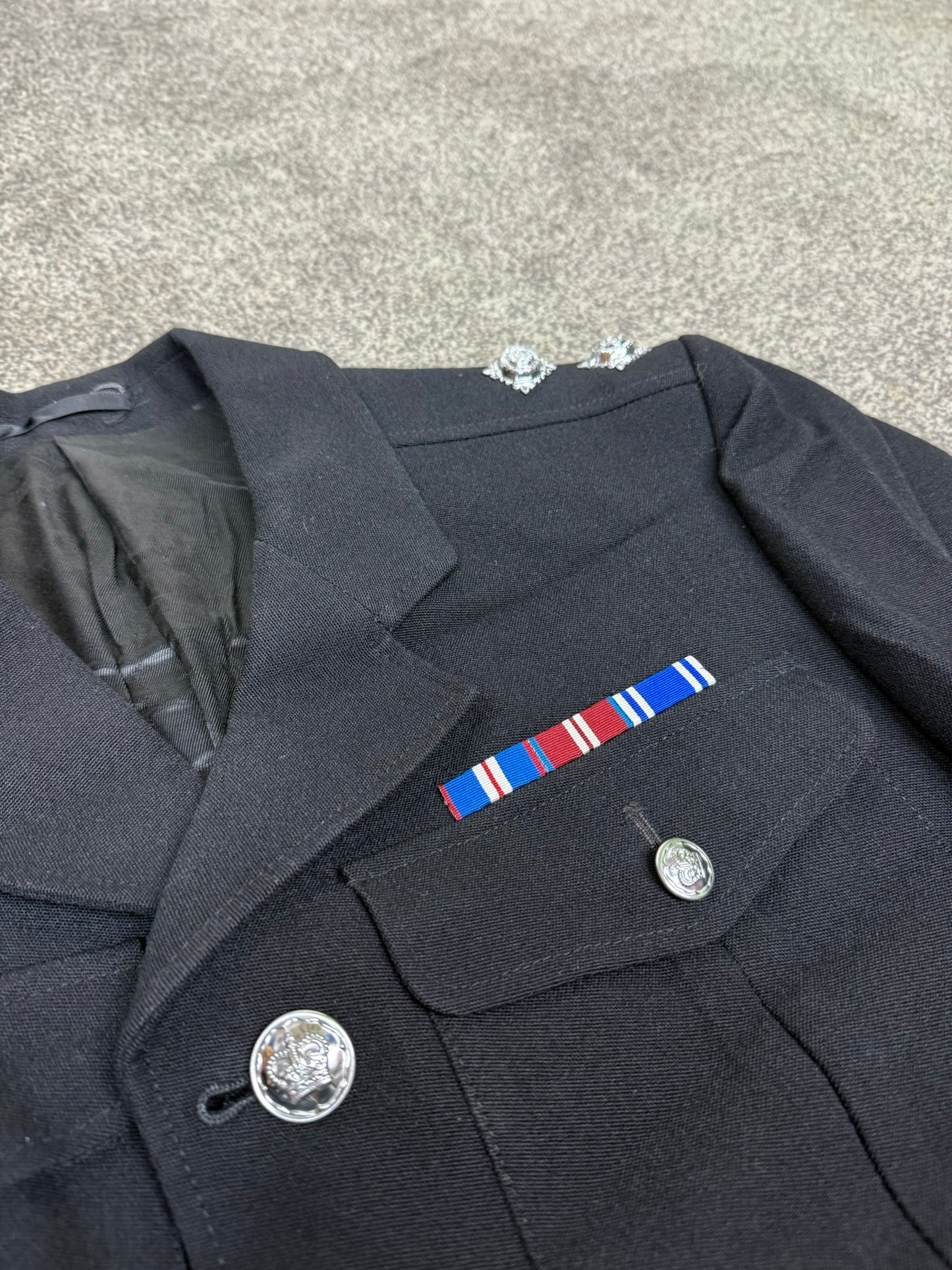 Ex Police Dress Tunic 42.5" Chest Collector Display Uniform