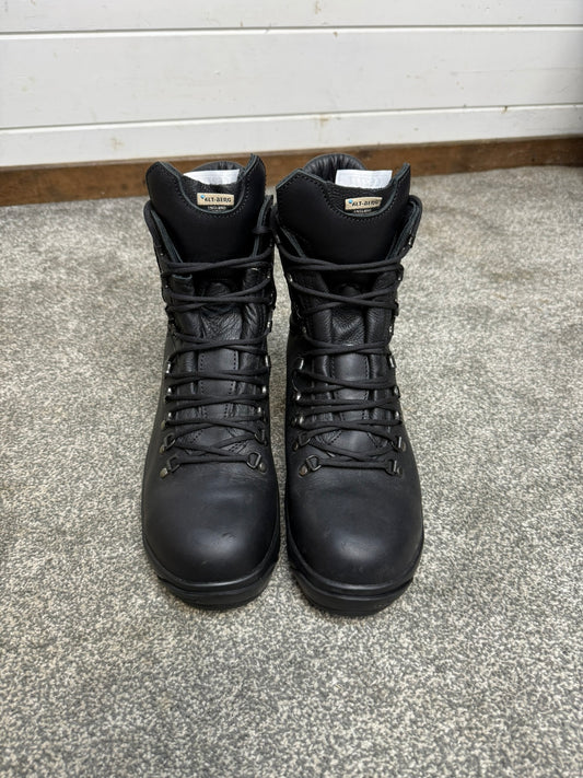 Altberg Peacekeeper P3 VS Black Leather Waterproof Combat Boots Size UK 9