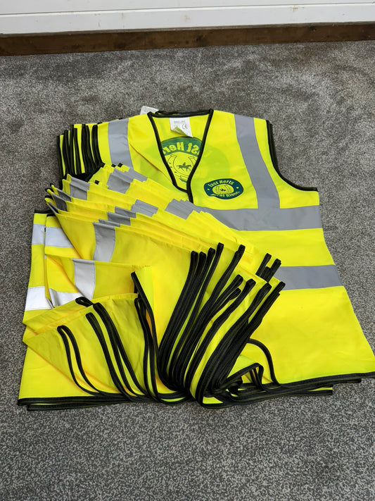 30x High Vis Vest Job Lot East Herts Horse Riding Safety Vests - Medium