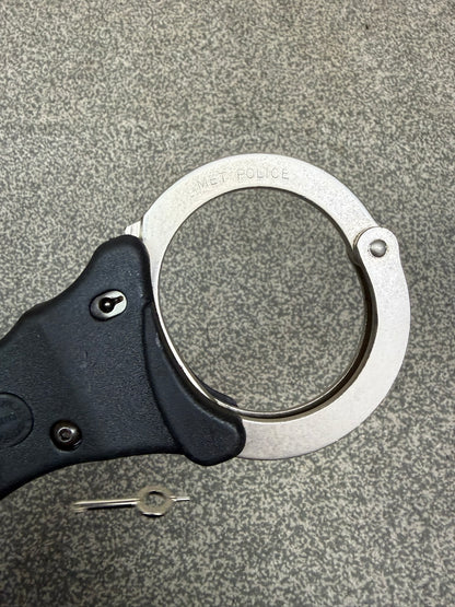 Ex Police Hiatt Handcuffs Rigid Cuffs With Key Security Collectable Memorabilia
