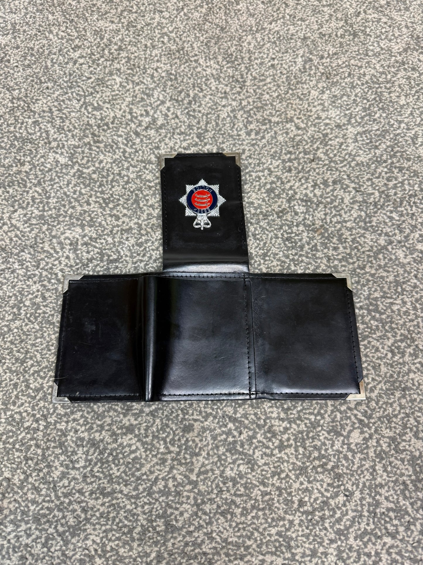 Obsolete Ex Essex Police Tri-Fold Warrant Card Leather Holder Wallet Collector Display
