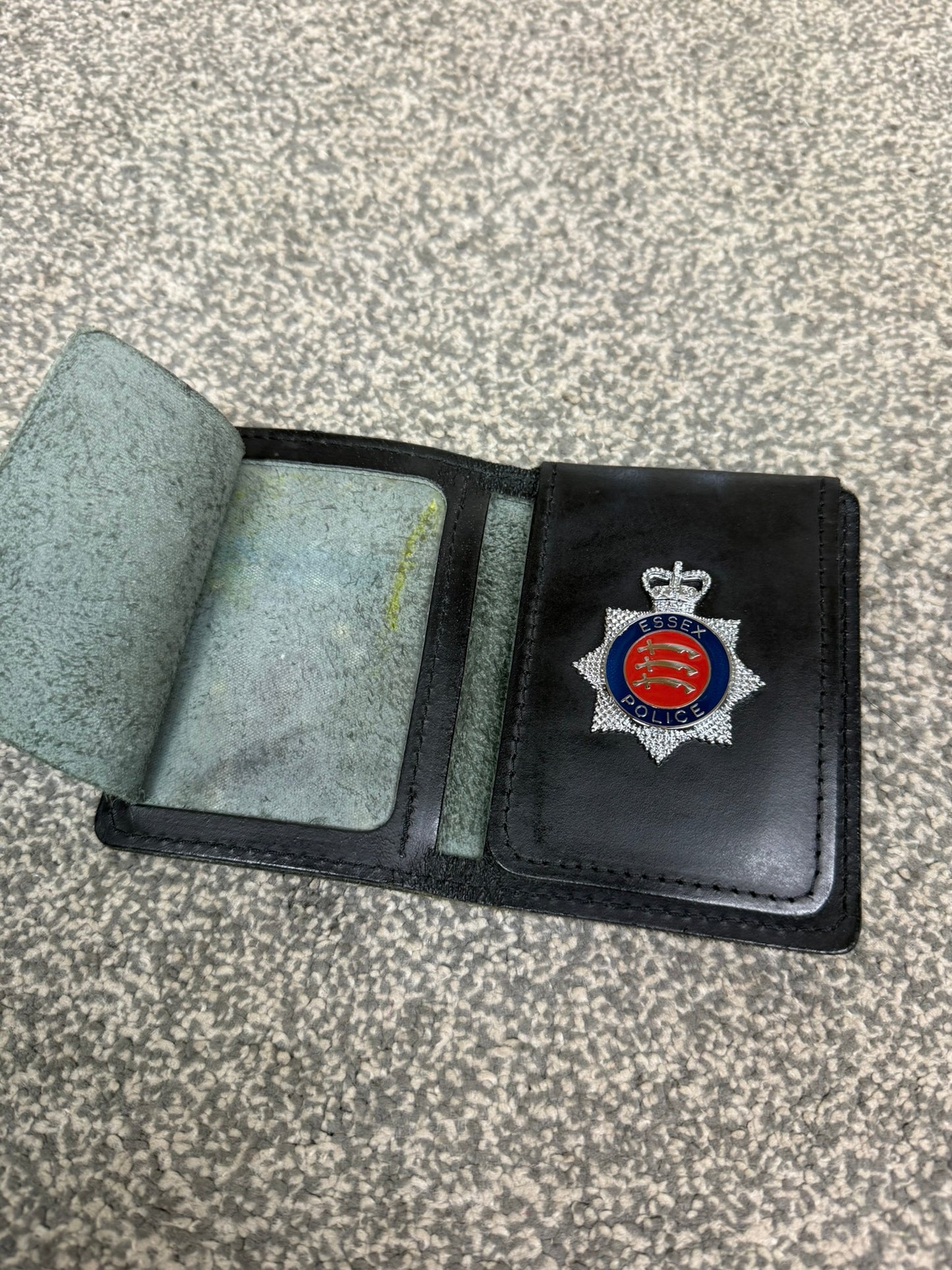 Obsolete Ex Essex Police Warrant Card Leather Holder Wallet Collector Display