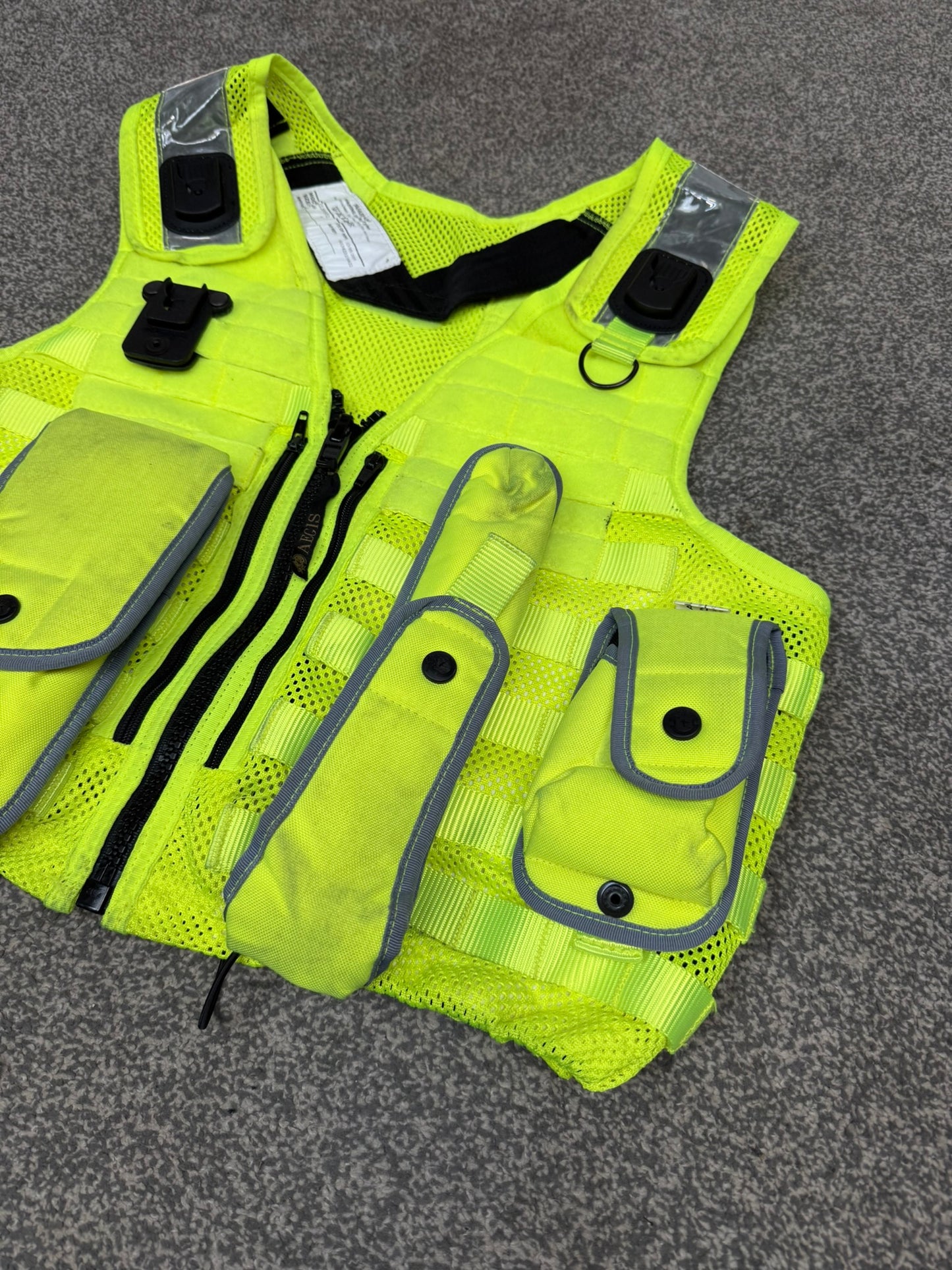 Safariland Hi-Vis MOLLE Vest & Pouches Tactical Utility Security Vest Ex Police - MED