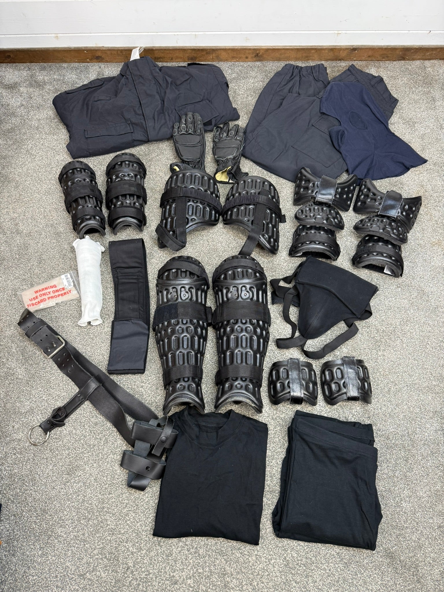 Ex Police Riot Kit Guard Full Set Coveralls Guards Gloves LARGE Job Lo ...