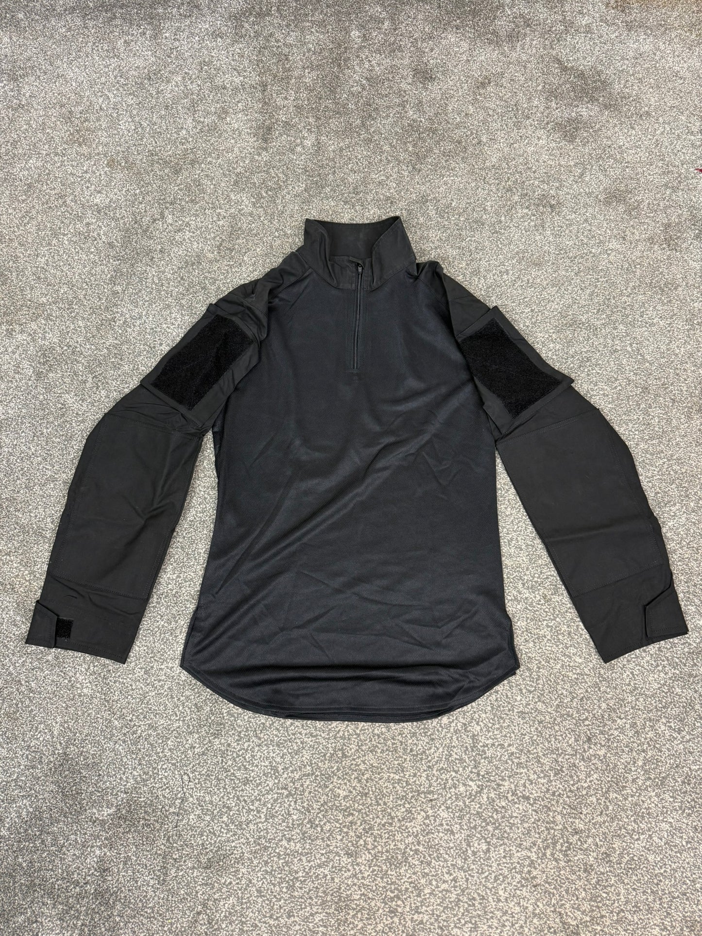 ARKTIS A126 Black Shirt Under Armour UBACS Base Layer
