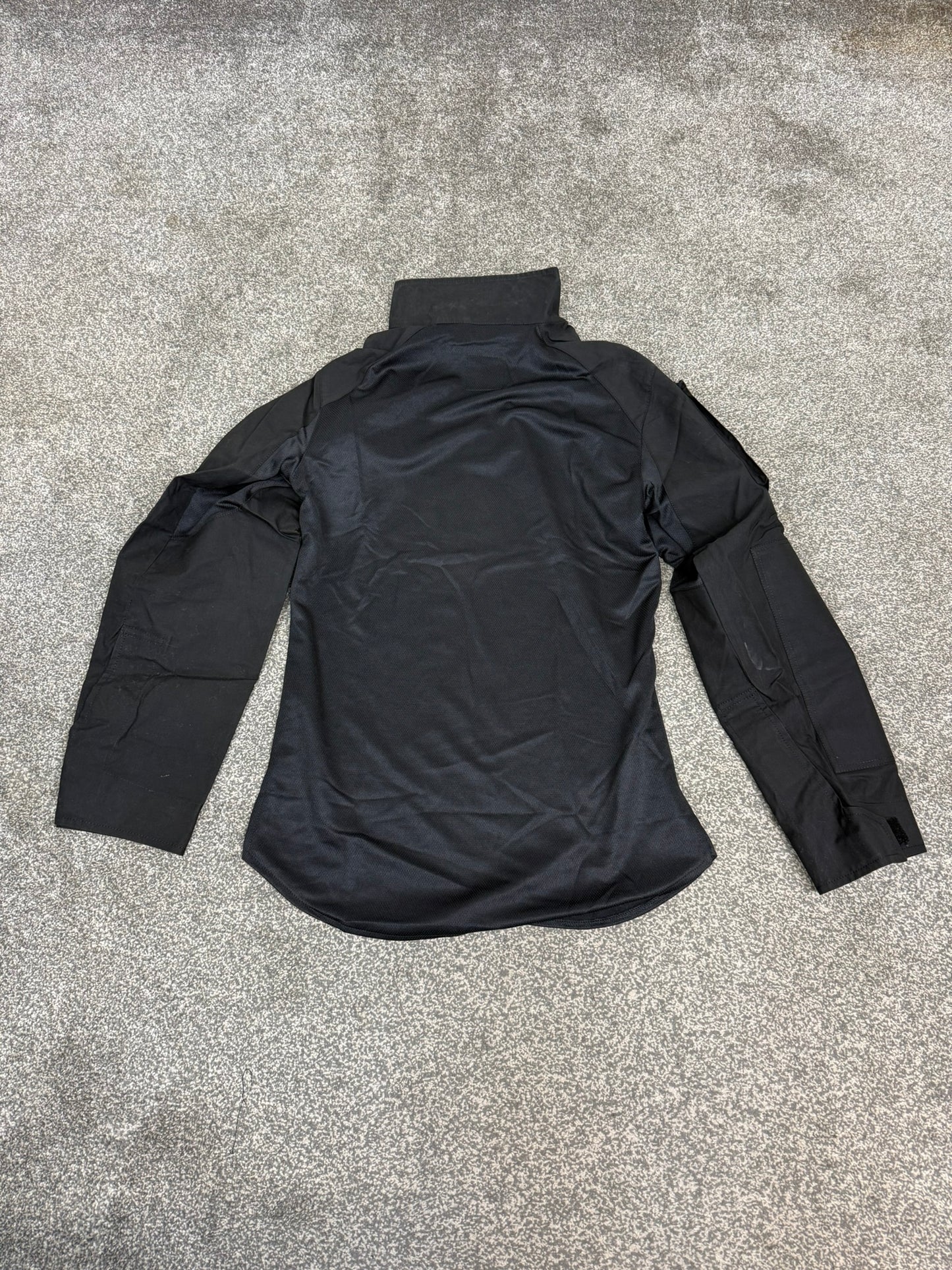 ARKTIS A126 Black Shirt Under Armour UBACS Base Layer