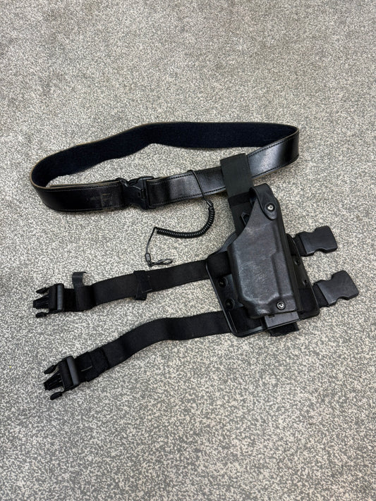 Safariland Drop Leg Holster 6004-837 Glock 17/22 With Leather Belt - Lrg