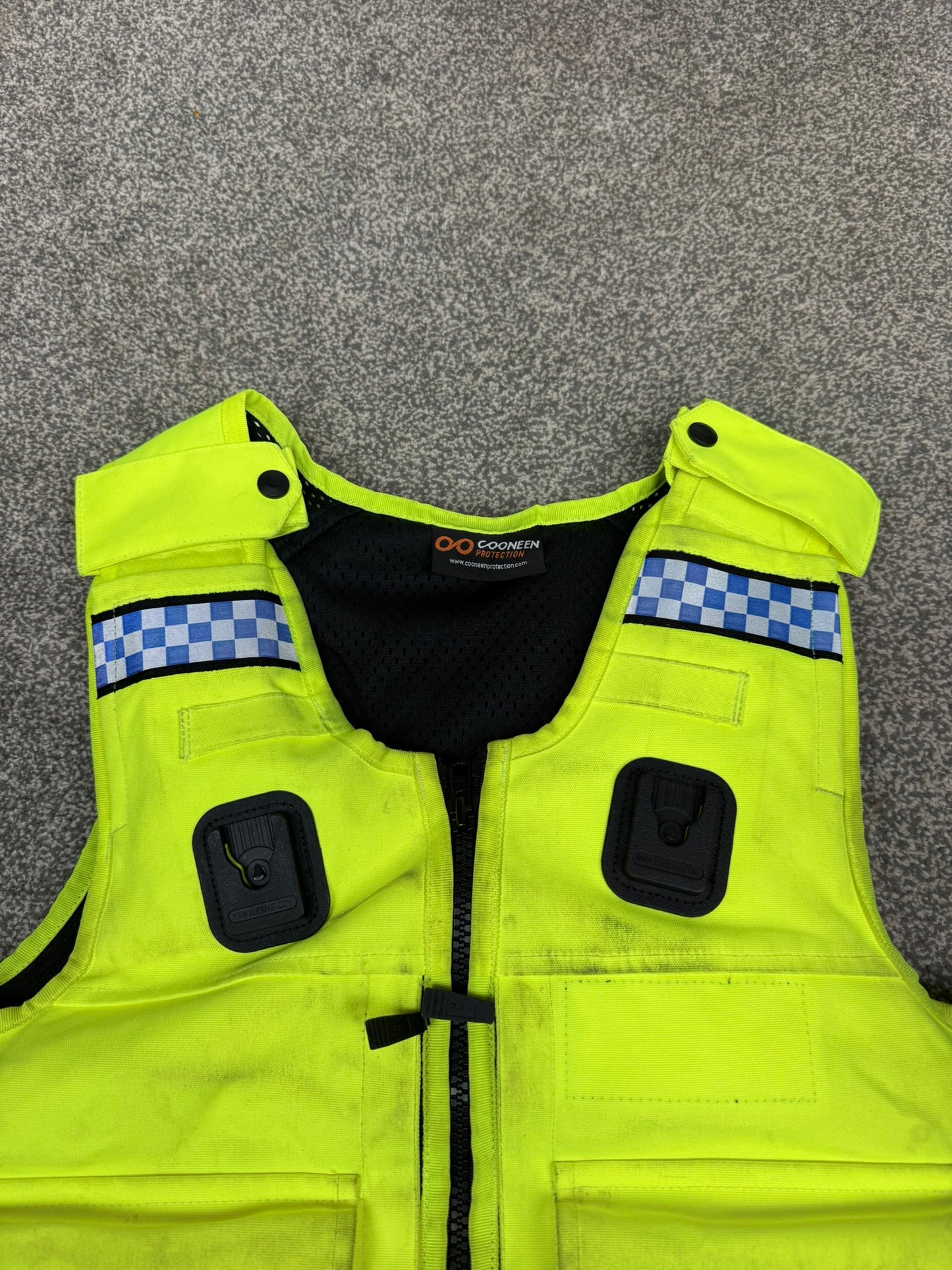 Ex Police Cooneen Body Armour Vest & Bag Anti Stab & Ballistic HG1A & KR1 - LARGE