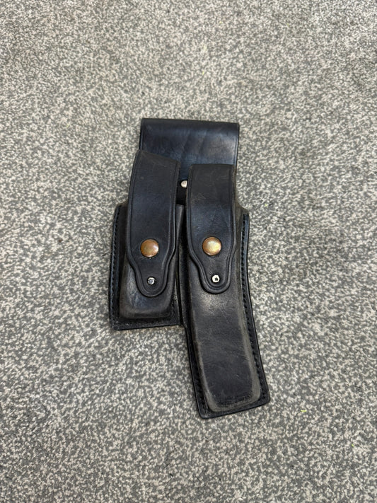 Ex Police H&K MP5 Double Mag Leather Belt Pouch Airsoft Display