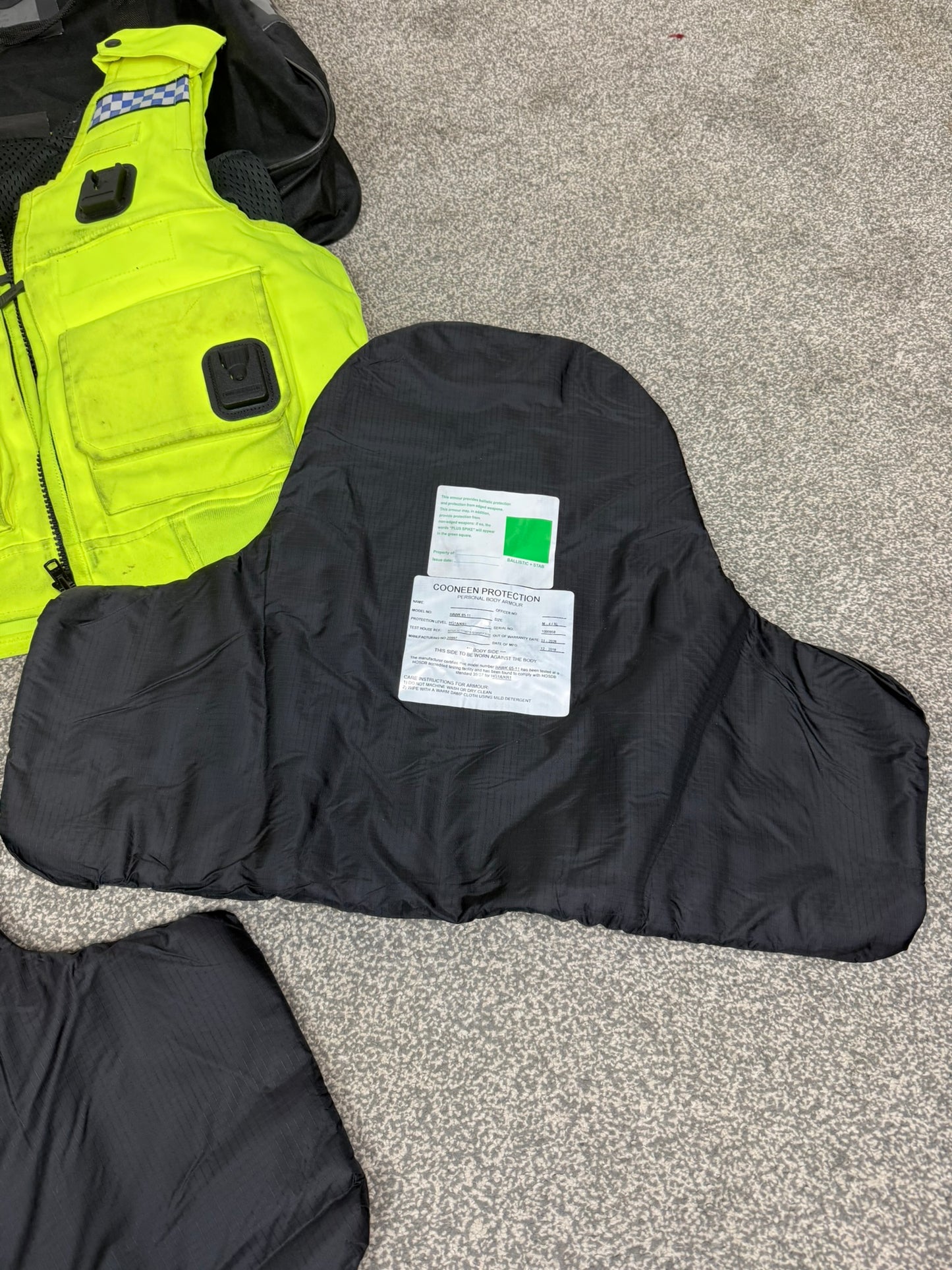 Ex Police Cooneen Body Armour Vest & Bag Anti Stab & Ballistic HG1A & KR1 - LARGE