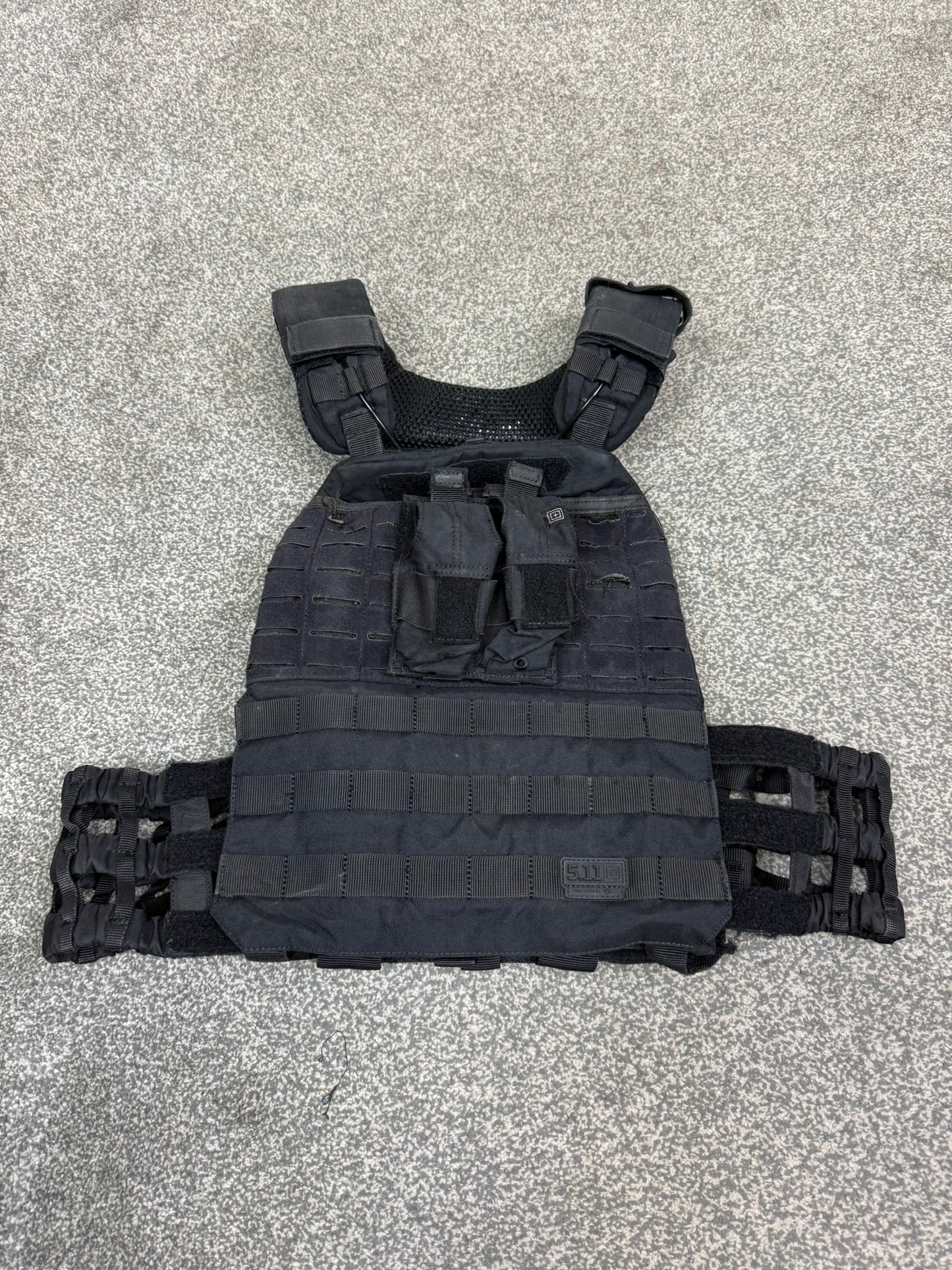 5.11 TacTec MOLLE Plate Carrier Vest Black Security Patrol Airsoft