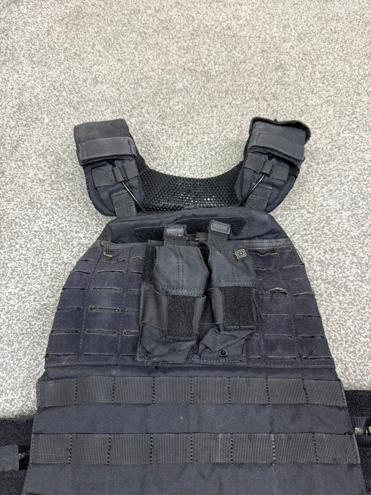 5.11 TacTec MOLLE Plate Carrier Vest Black Security Patrol Airsoft