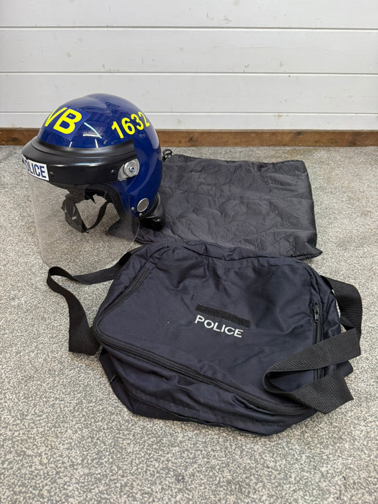 Ex Police Riot Helmet Guardian Mk3 64cm Fleece Bag & Carry Bag Genuine Obsolete Collectable