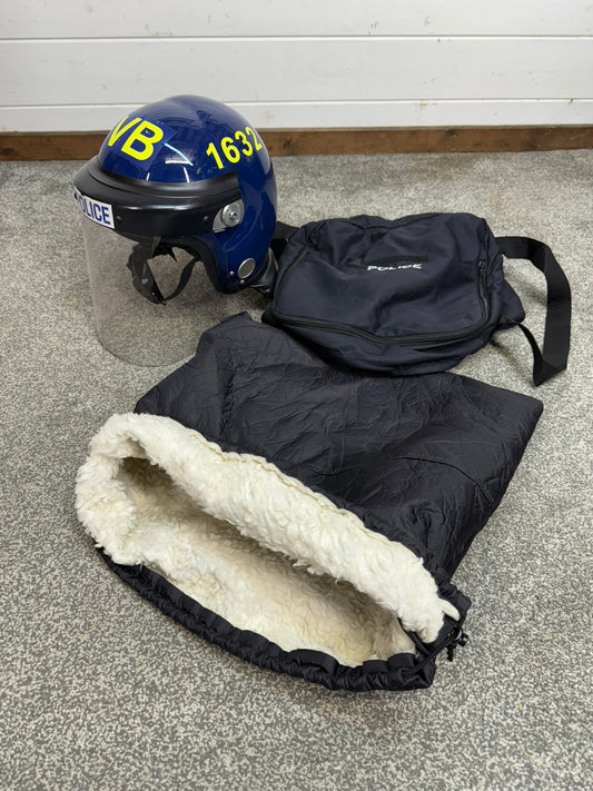 Ex Police Riot Helmet Guardian Mk3 64cm Fleece Bag & Carry Bag Genuine Obsolete Collectable