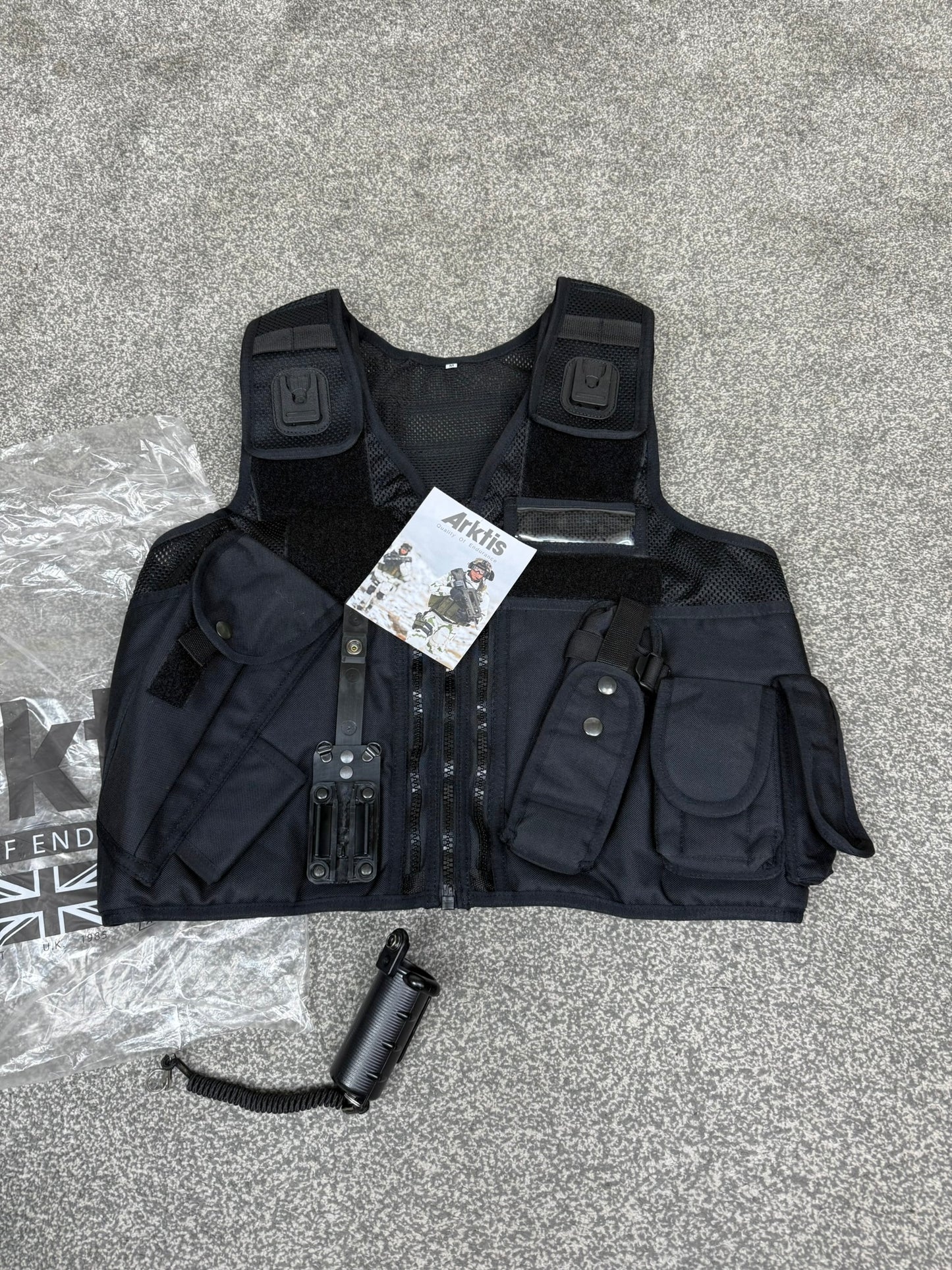 NEW Arktis Vest Black Tactical Utility Vest & Pouches Security Airsoft - Medium