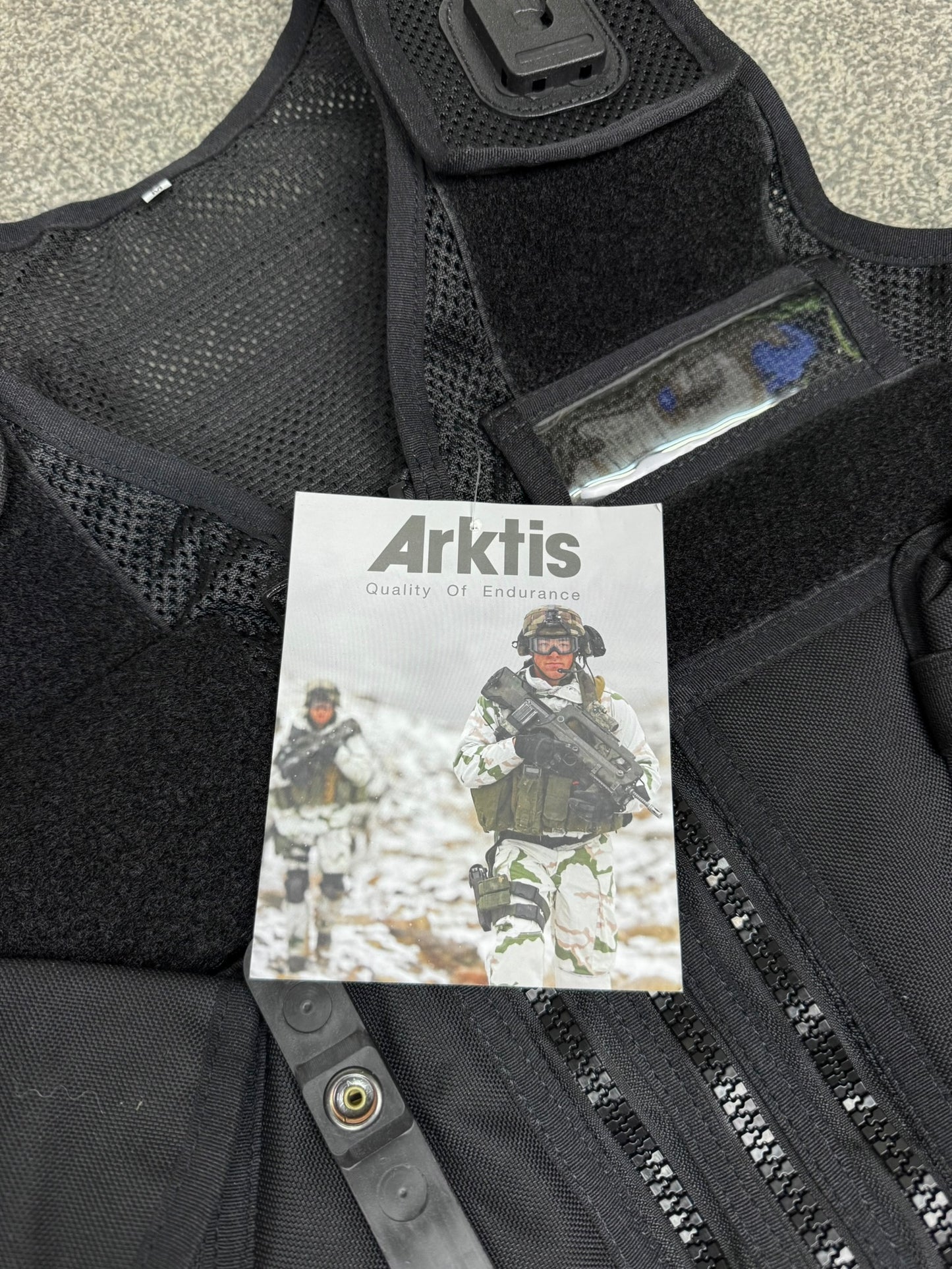 NEW Arktis Vest Black Tactical Utility Vest & Pouches Security Airsoft - Medium