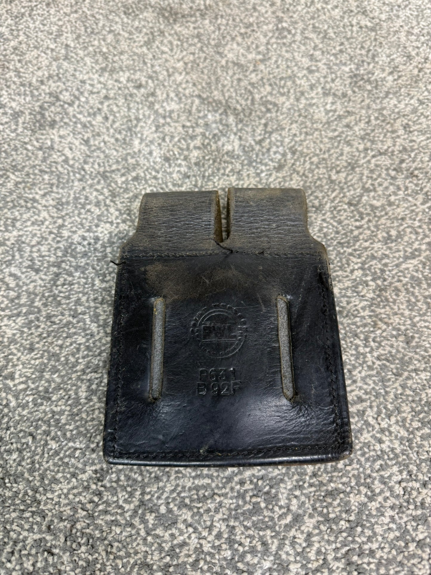 Ex Police PWL Glock Double Mag Leather Belt Pouch Airsoft Display