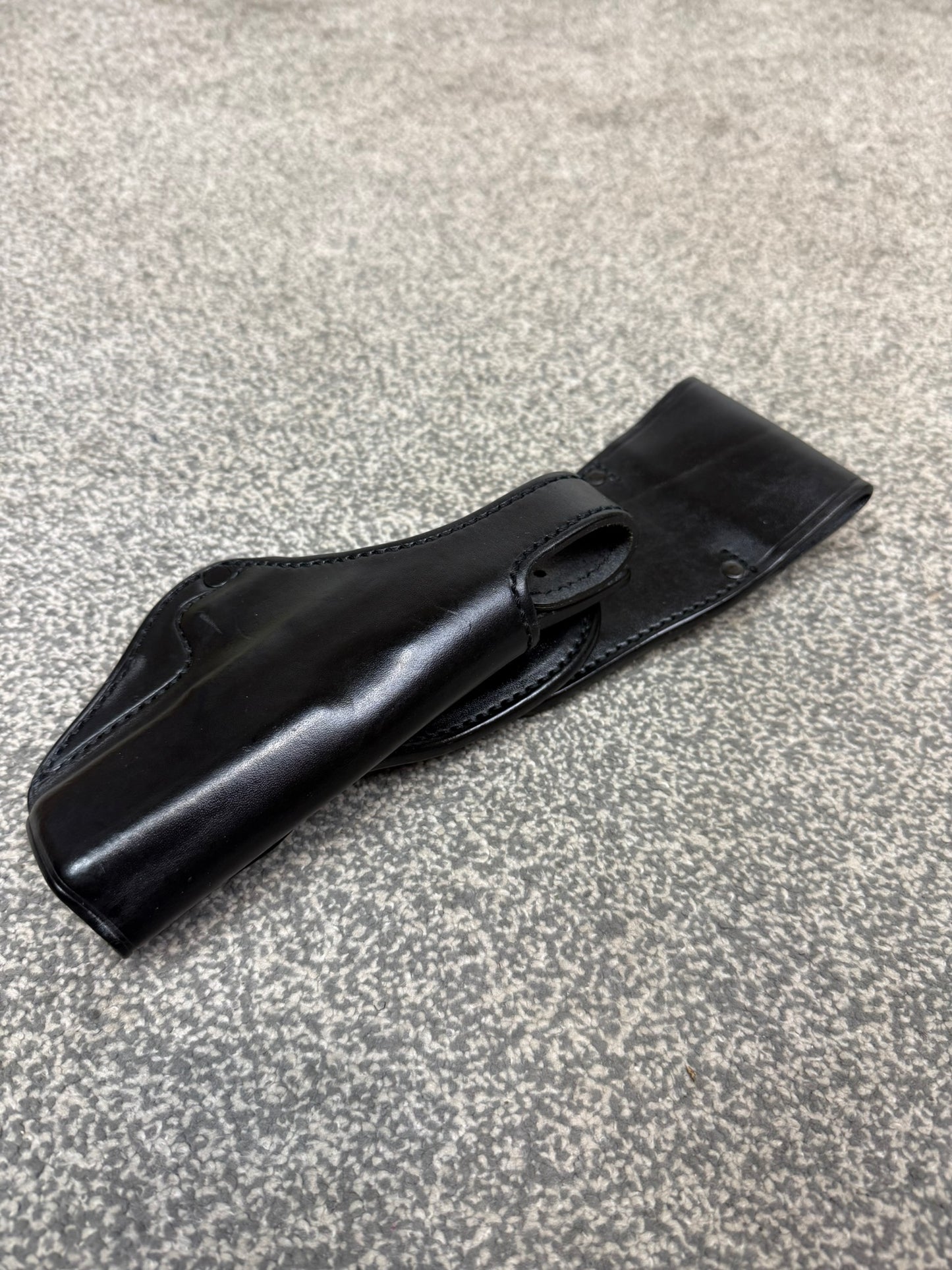 Ex Police PWL Glock 17 Leather Drop Leg Holster Airsoft Display