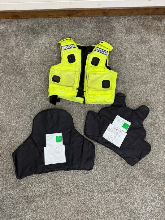 Ex Police Cooneen Body Armour Vest SMALL - Anti Stab & Ballistic HG1A & KR1