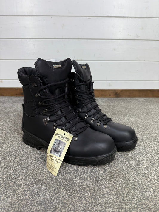 NEW Altberg Peacekeeper P3 VS Black Leather Waterproof Combat Boots Size UK 9.5