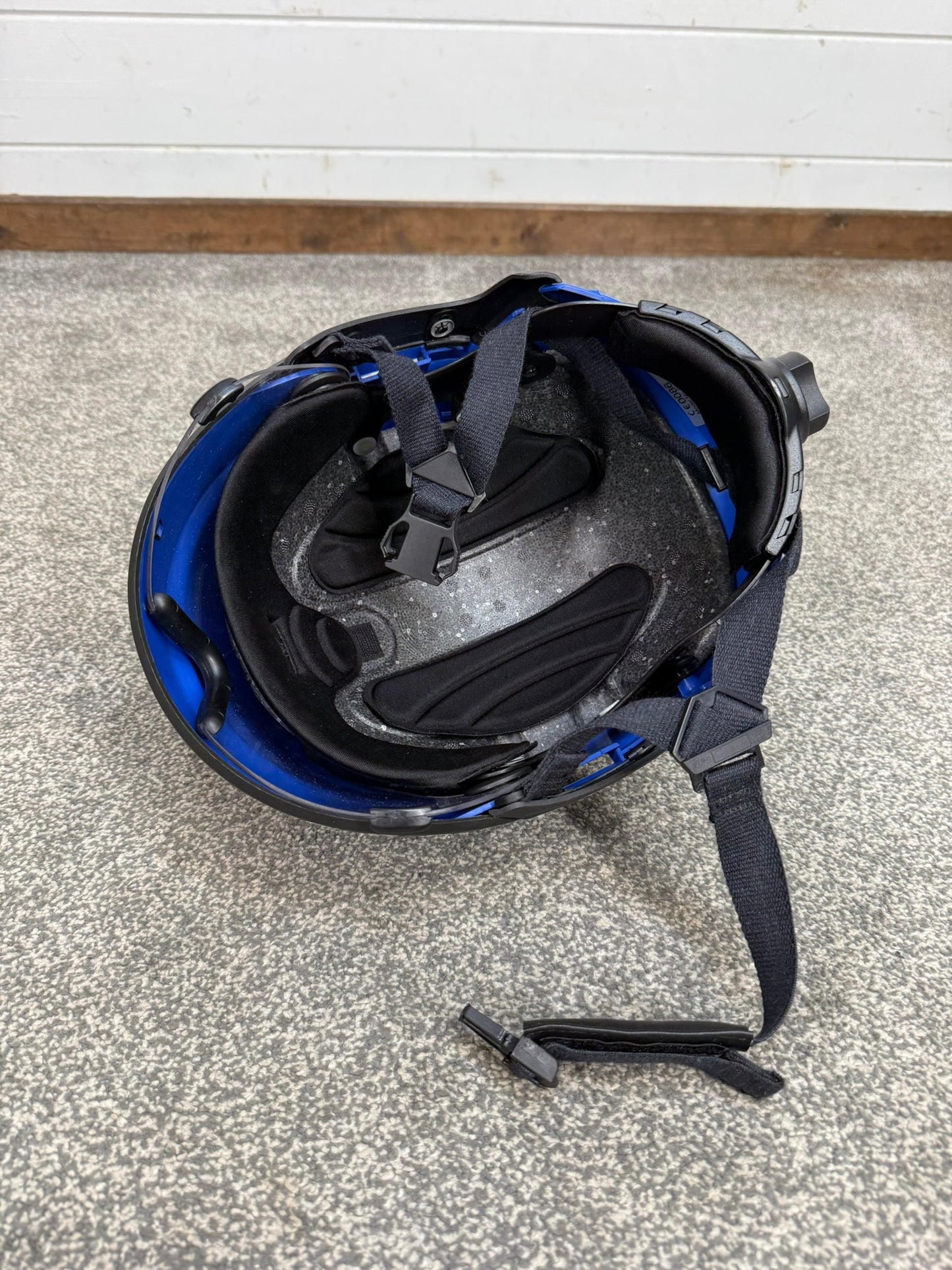 Ex Police ER1 Safety Helmet Incident Search and Rescue Helmet 53-63cm