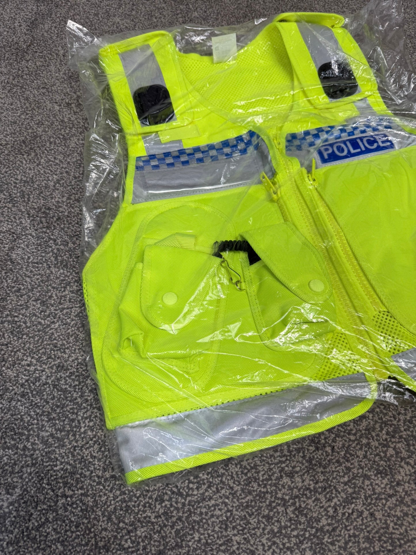 NEW Police Protec Utility Tactical Vest Badged MEDIUM - Collector Display Film / TV Uniform