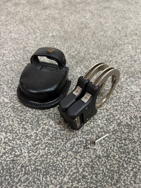 Ex Police Folding Hiatt Handcuffs Hinged Cuffs PSNI Pouch & Key Security Collectible